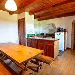 Le Prieure 5/6 Personnes Dom wakacyjny Saint-Pierre-des-Tripiers